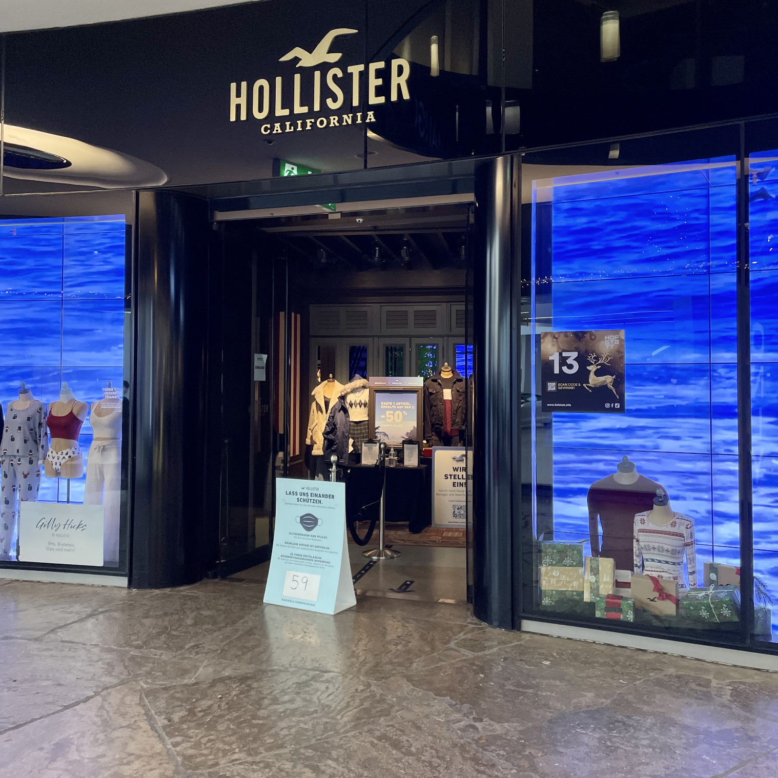 Door 13: Hollister - Münchens Shopping Hotspot für Fashion, Food und  Lifestyle, HofstattMünchens Shopping Hotspot für Fashion, Food und  Lifestyle